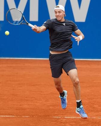 JAN-LENNARD STRUFF (GER) Tennis - BMW Open2017 - ATP Tennis Herren - MTTC Iphitos - Munich - - Germany - 3 May 2017. Juergen Hasenkopf