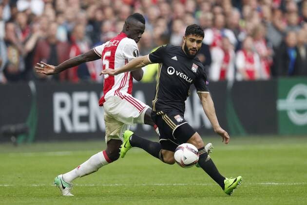 (L-R) Davinson Sanchez of Ajax, Nabil Fekir of Olympique Lyonnaisduring the UEFA Europa League semi final match between Ajax Amsterdam and Olympique Lyonnais at the Amsterdam Arena on May 03, 2017 in Amsterdam, The Netherlands Ajax v Olympique Lyon UEFA Europa League 2016 2017 xVIxxIVx 7717431