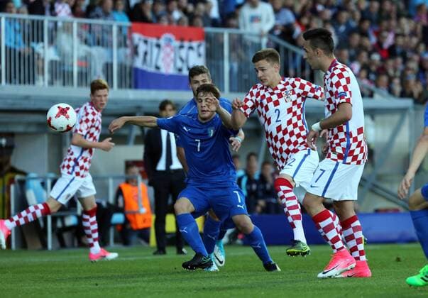 European Football Championship U17 U 17 Group A, Round 1, Croatia - Italy 03.05.2017., HNK Rijeka Stadium, Rijeka, Croatia - European Football Championship U17, Group A, Round 1, Croatia - Italy. Elia Visconti, Filip Hlevnjak.  GoranxKovacic PIXSELL