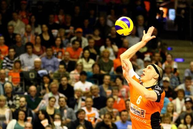 Volleyball, Herren, Saison 2016 17, 1. Bundesliga, Playoff, Finale, 2. Spiel, BR Volleys - VfB Friedrichshafen, Felix Fischer (Nr. 6, Berlin Recycling Volleys), 03.05.17, Copyright: xMichaelxHundtx xMatthiasxKochx