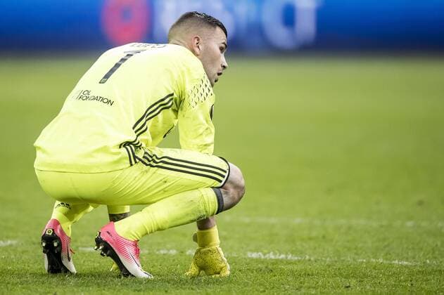 Bilder des Tages - SPORT 03.05.2017, Amsterdam Arena, Amsterdam, NED, UEFA EL, Ajax Amsterdam vs Olympique Lyon, Halbfinale, Hinspiel, im Bild disappointed Anthony Lopes of Olympique Lyonnais disappointed Anthony Lopes of Olympique Lyonnais during the UEFA Europa League semi final, 1st leg match between Ajax Amsterdam and Olympique Lyon at the Amsterdam Arena in Amsterdam, Netherlands on 2017 05 03. Amsterdam EP_fil