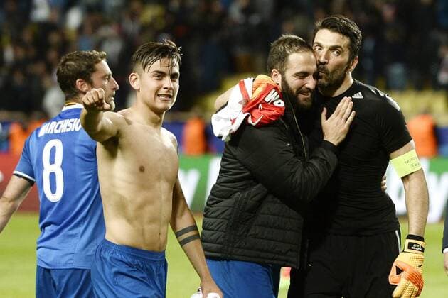 Db Monaco (Francia) 03 05 017 - Champions League Monaco-Juventus foto Daniele Buffa Image nella foto: Gianluigi Buffon-Gonzalo Higuain-Paulo Dybala 