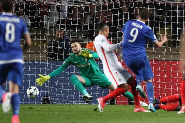 May 3, 2017 - Monaco, Monaco - Monaco goalkeeper Danijel Subasic (1) dives for the ball invain during the Uefa Champions League semi finals football match MONACO - JUVENTUS on 03 05 2017 at the Stade Louis II in Monaco, Monaco. AS Monaco v Juventus - UEFA Champions League Semi Final: First Leg  - ZUMAn230 20170503_zaa_n230_256 Copyright: xMatteoxBottanellix