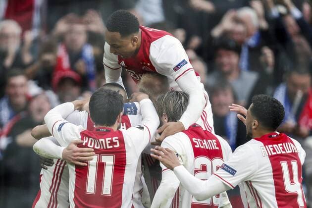 (L-R) Kasper Dolberg of Ajax, Amin Younes of Ajax, Hakim Ziyech of Ajax, Davy Klaassen of Ajax, Kenny Tete of Ajax, Lasse Schone of Ajax, Jairo Riedewald of Ajaxduring the UEFA Europa League semi final match between Ajax Amsterdam and Olympique Lyonnais at the Amsterdam Arena on May 03, 2017 in Amsterdam, The Netherlands Ajax v Olympique Lyon UEFA Europa League 2016 2017 xVIxxIVx 7718754