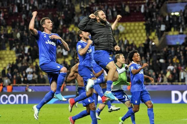 Joie fin de match - GONZALO GERARDO HIGUAIN (Juventus de Turin) FOOTBALL : AS Monaco vs Juventus de Turin - Ligue des champions - 1 2 finale - 03 05 2017 NorbertScanella Panoramic 
