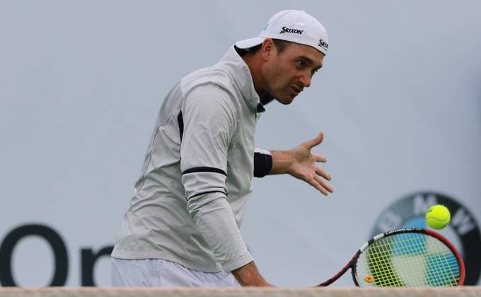 Showspiel Golf und Tennis. Hier Golfer Florian Fritsch beim Tennis Tennis BMW Open 2017 München 04.05.2017