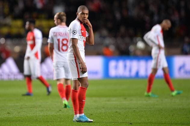 Fußball, CL, AS Monaco - Juventus Turin 29 KYLIAN MBAPPE (mon) - DECEPTION FOOTBALL : Monaco vs Juventus - Ligue des Champions - 1 2 Finale - 03 05 2017 AnthonyBIBARD FEP Panoramic 