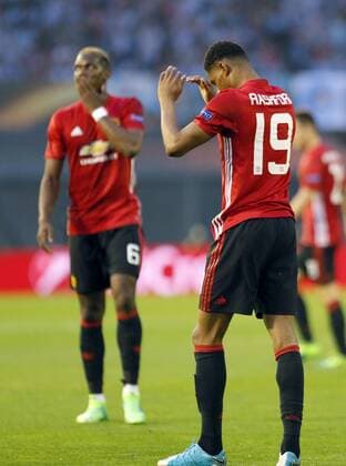 Manchester United ManU s Marcus Rashford (R) and Paul Labile Pogba during the Europa League first leg semifinal match between Celta de Vigo and Manchester United at the Balaidos stadium in Vigo, Pontevedra, Spain, 04 May 2017. CELTA VS. MANCHESTER UNITED !ACHTUNG: NUR REDAKTIONELLE NUTZUNG!  Copyright: xLavandeiraxjrx VIG001 20170504-636295313708518283