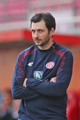 06.05.2017, xilx, Fussball 3.Liga, FSV Mainz 05 U23 - VfR Aalen, emspor, v.l. Sandro Schwarz (1.FSV Mainz 05 2.Mannschaft) Mainz