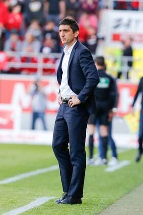 Cheftrainer Tayfun Korkut (Bayer 04 Leverkusen) am Spielfeldrand, FC Ingolstadt 04 - Bayer 04 Leverkusen, 1. Bundesliga, Fussball, Spieltag 32, 06.05.2017, Ingolstadt Copyright: xStrischx Eibner-Pressefotox EP_osh
