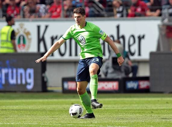 06.05.2017, xovx, Fussball 1.Bundesliga, Eintracht Frankfurt - VfL Wolfsburg, emspor, Mario Gomez (VfL Wolfsburg), Freisteller. Frankfurt am Main