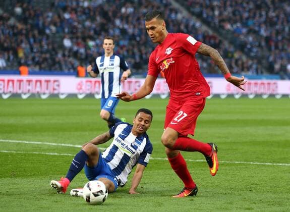 Allan Rodrigues de Souza, Davie Selke Aktion Spielszene Zweikampf Fußball Fussball DFL Bundesliga Herren Saison 2016 2017 06.05.2017 Hertha BSC Berlin vs. RB Leipzig RBL