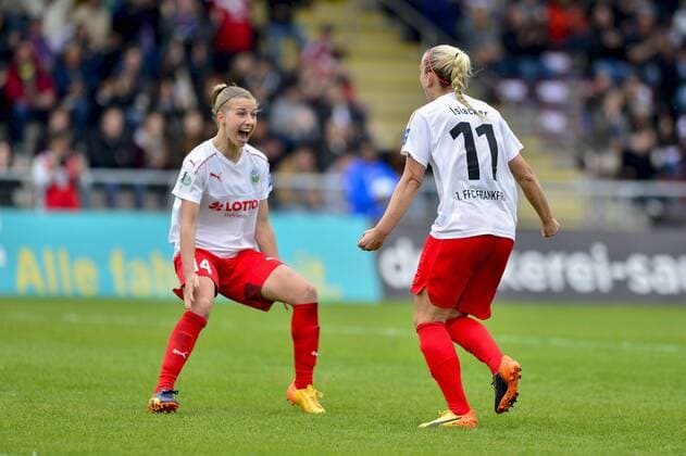 1. Frauen-Fußballbundesliga: 1. FFC Frankfurt - FC Bayern Muenchen; 07.05.2017 Mandy Islacker (1. FFC Frankfurt) trifft zum 3:2; 1. FFC Frankfurt - FC Bayern Muenchen am 07.05.2017 im Stadion am Brentanobad, Frankfurt (Hessen) xkpx