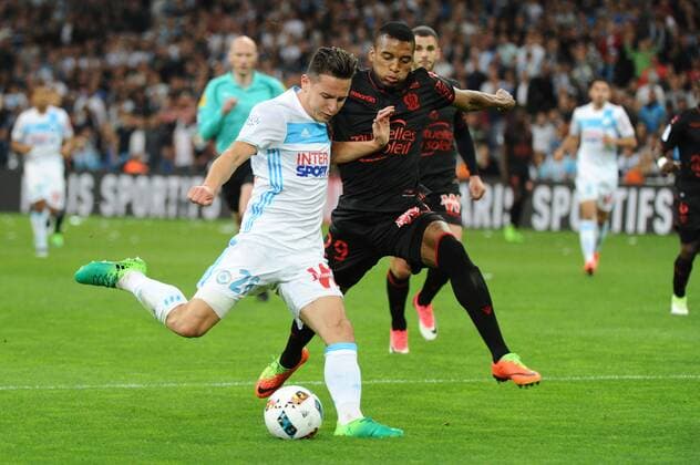 Thauvin (OM) - Dalbert (OGCN) FOOTBALL : Marseille vs Nice - Ligue1 - 07 05 2017 FranckPennant Panoramic 