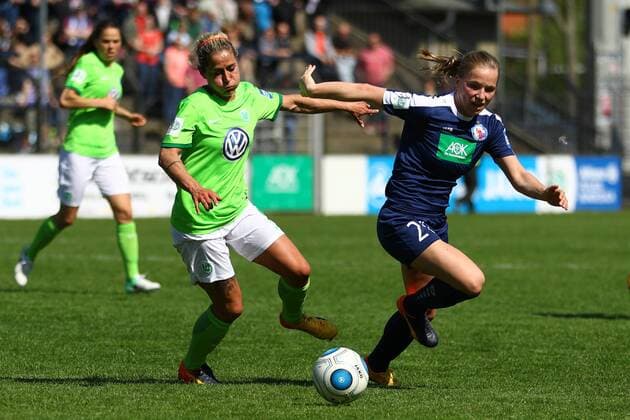 Fussball, Frauen, 1. Bundesliga, Saison 2016 17, 19. Spieltag, 1. FFC Turbine Potsdam - VfL Wolfsburg, Anna Blässe (Nr. 9, VfL Wolfsburg), Tabea Kemme (Nr. 21, 1. FFC Turbine Potsdam), 07.05.17, Copyright: xMichaelxHundtx xMatthiasxKochx