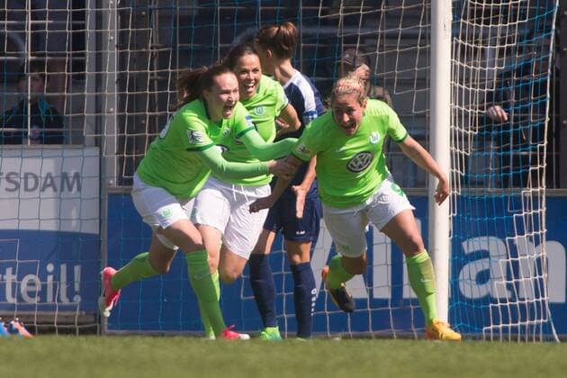 07.05.2017, xfrx, Fussball 1.Bundesliga Damen, Turbine Potsdam - VfL Wolfsburg v.l. Caroline Hansen (VfL Wolfsburg),Sara Bjoerk Gunnarsdottir (VfL Wolfsburg),Anna Blaesse (VfL Wolfsburg) celebrate the goal,Torjubel zum 1:2 Potsdam