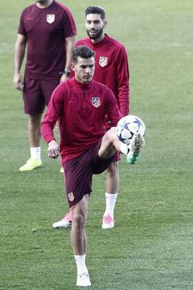 Atletico de Madrid s Lucas Hernandez (f) and Yannick Ferreira Carrasco during training session. May 9,2017.  (20170509175)