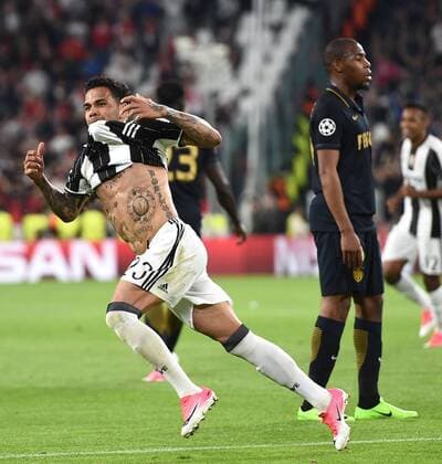 Bilder des Tages - SPORT Mg Torino 09 05 2017 - Champions League Juventus-Monaco foto Matteo Gribaudi Image nella foto: esultanza gol Dani Alves 