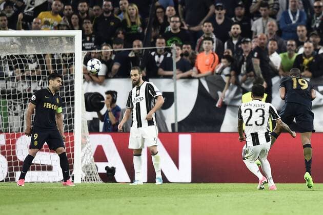 Db Torino 09 05 017 - Champions League Juventus-Monaco foto Daniele Buffa Image nella foto: gol Dani Alves 