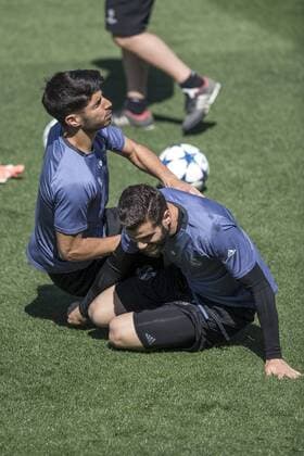 Fußball, CL, Real Madrid Training Entrenamiento del Real Madrid en Valdebebas. En la imagen, Nacho y Asensio. Real Madrid practice at Valdebebas. In this picture, Nacho and Asensio. xJUANxAGUADOx 