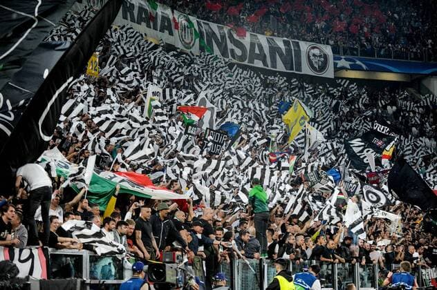 Fußball, CL, Juventus Turin - AS Monaco May 9, 2017 - Rome, Italy - Supporters of Juventus during the UEFA Champions League Semi-Final game 2 match between Juventus and Monaco at the Juventus Stadium, Turin, Italy on 9 May 2017. Juventus - Monaco Champions League Semi-Final  - ZUMAn230 20170509_zaa_n230_314 Copyright: xGiuseppexMaffiax