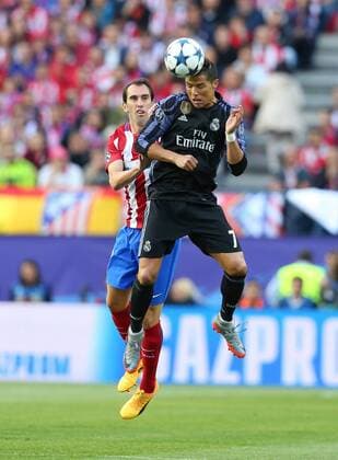 Fußball, CL, Atletico Madrid - Real Madrid Madrid, Spain. May 10, 2017: Diego Godin defender from Club Atletico de Madrid, during the UEFA Champions League Semi-finals , 2st leg agains Real Madrid CF at the Vicente Calderon stadium. (Photo: Ivan Abanades Medina).  xIvanxAbanadesxMedinax xAtleticoxdexMadridx-xRealxMadridxCFx(UEFAxChampionsxLeague).x