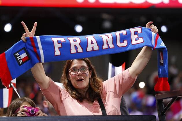 Fans (France) HOCKEY SUR GLACE : Canada vs France - Championnat du monde IIHF 2017 - Paris - 11 05 2017 GwendolineLeGoff Panoramic 