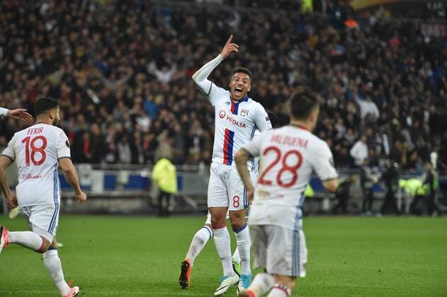 Joie de Corentin Tolisso et de sse coequipiers (lyon) FOOTBALL : Lyon vs Ajax - Ligue Europa - 1 2e de finale - 11 05 2017 FredericChambert Panoramic 