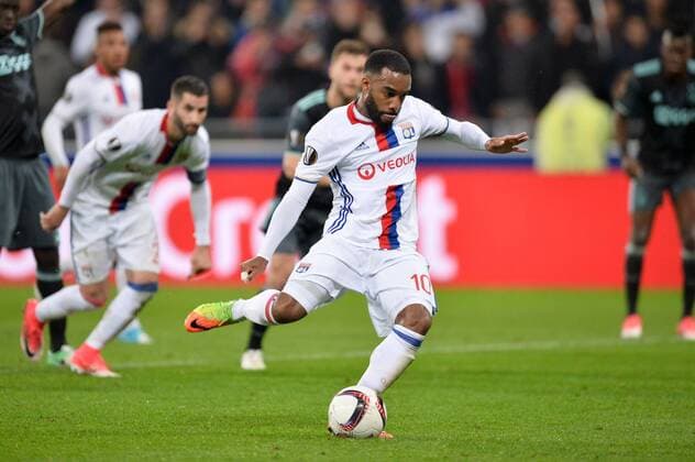 10 ALEXANDRE LACAZETTE (ol) - PENALTY - BUT FOOTBALL : Lyon vs Ajax Amsterdam - Ligue Europa - 1 2 Finale - 11 05 2017 AnthonyBIBARD FEP Panoramic 