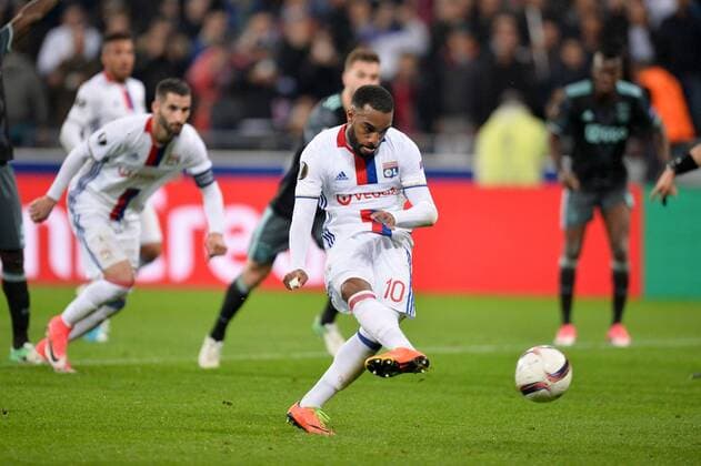 Fußball, EL, Olympique Lyon - Ajax Amsterdam 10 ALEXANDRE LACAZETTE (ol) - PENALTY - BUT FOOTBALL : Lyon vs Ajax Amsterdam - Ligue Europa - 1 2 Finale - 11 05 2017 AnthonyBIBARD FEP Panoramic 
