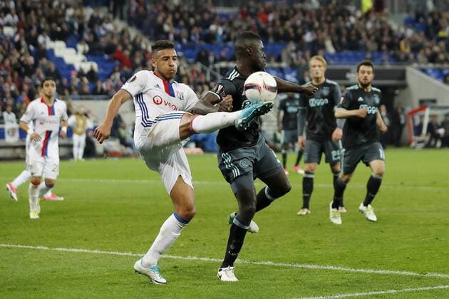 (L-R) Corentin Tolisso of Olympique Lyonnais, Davinson Sanchez of Ajax, Kasper Dolberg of Ajax, Amin Younes of Ajaxduring the UEFA Europa League semi final match between Olympique Lyonnais and Ajax Amsterdam at Stade de Lyon, on May 11, 2017 in Lyon, The Netherlands Olympique Lyon v Ajax UEFA Europa League 2016 2017 xVIxxIVx 7769530