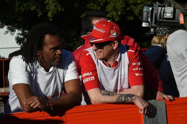 Formel 1, GP Spanien, Ferrari Promo-Event Ambiente antes del GP de F1 de Espana en el circuito de Montmeló. En la imagen, Kimi Raikkonen y Christian Karembeu. Atmosphere before Spain F1 GP at Montmeló circuit. In this picture, Kimi Raikkonen and Christian Karembeu. xRVxRacingxPressx  RV RACING PRESS