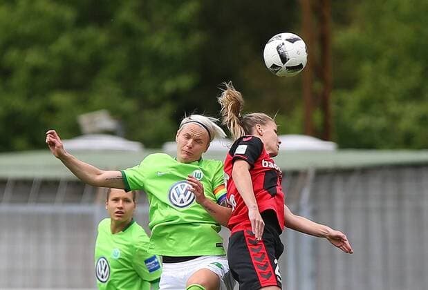 Freiburg vs VfL, Frauen Freiburg, Deutschland. 14.05.2017, FUßBALL - SC Freiburg vs VfL Wolfsburg, 1. Allianz Frauen Bundesliga, Saison 2016-17. Bild zeigt: Nilla Fischer (VfL Wolfsburg) Freiburg
