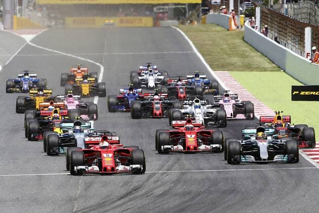 Competitors at the start of the 2017 Grand Prix of Spain at Barcelona-Catalonia racetrack in Montmelo, Catalonia, northeastern Spain, 14 May 2017. GRAND PRIX OF SPAIN !ACHTUNG: NUR REDAKTIONELLE NUTZUNG!  Copyright: xAlejandroxGarciax GRA205 20170514-636303694664362900