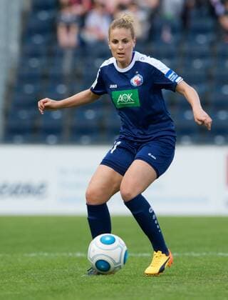 Fussball Frauen 1.Bundesliga 14.05.2017 21 Spieltag Potsdam Karl Liebknecht Stadion 1 FFC Turbine Potsdam geg FC Bayern Muenchen ( München )0 : 4 Jennifer CRAMER 11 Turbine