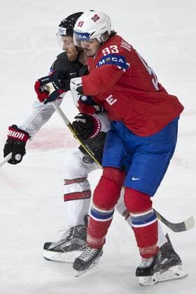 From left: Sean Couturier of Canada and Thomas Valkvae Olsen of Norway in action during the Ice hockey Eishockey World Championships group B match between Canada and Norway in the AccorHotels Arena in Paris, France, Monday, May 15, 2017. (CTKxPhoto MichalxKamaryt) CTKPhotoP201705150788601  kmt 6