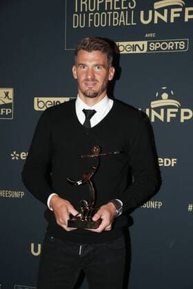 Nicolas Douchez ( Trophee du Meilleur gardien L2 ) FOOTBALL : Trophees UNFP - Beinsports - 15 05 2017 GwendolineLeGoff Panoramic 