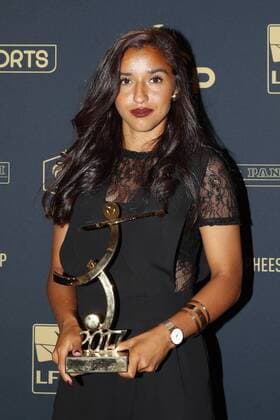Sakina Karchaoui ( Trophee Espoir Feminin Division 1 ) FOOTBALL : Trophees UNFP - Beinsports - 15 05 2017 GwendolineLeGoff Panoramic 