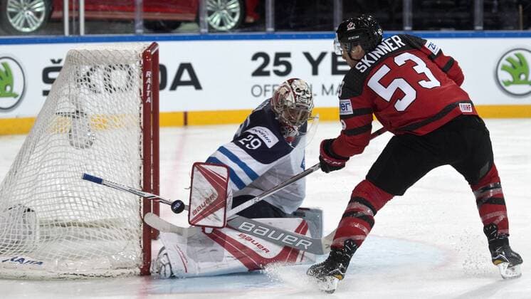 From left: goalkeeper of Finland Harri Sateri and Jeff Skinner of Canada in action during the Ice hockey Eishockey World Championships group B match between Canada and Finland in Paris, France, Tuesday, May 16, 2017. (CTKxPhoto MichalxKamaryt) CTKPhotoP201705161039401  kmt 6