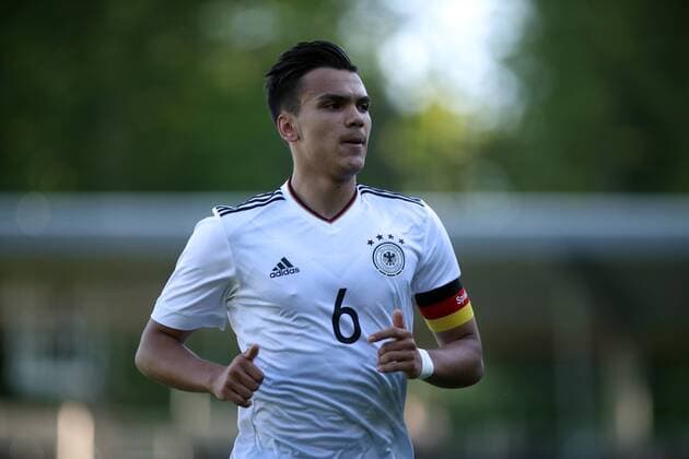 Fußball, U18-Länderspiel, Deutschland - Italien U17 U 17 Deutschland - U17 Italien Deutschland, Großaspach, 17.05.2017, Fussball, FIFA Länderspiel Junioren, U17 DFB Deutschland - U17 Italien: Atakan Akkaynak (DFB Deutschland).
