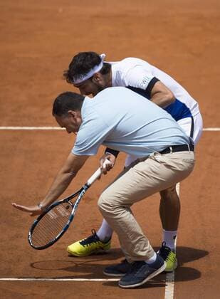 Fabio Fognini argues with referee Mohamed Lahyani Fabio Fognini discute con l arbitro Mohamed Lahyani Roma 18-05-2017 Foro Italico Tennis Internazionali BNL d Italia Photo Andrea Staccioli Insidefoto stacciolixbaldassarre