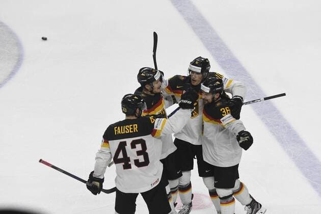 IIHF Eishockey-WM 2017 Canada - Germany on 17.05.2017 at Lanxess Arena in Cologne Torjubel der Deutschen nach dem 1:2 wd