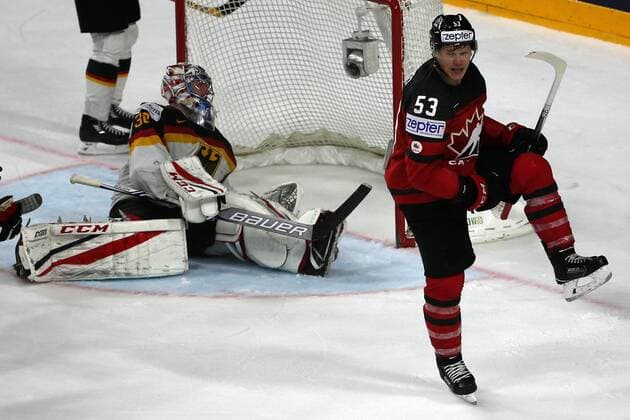 (170519) -- COLOGNE, May 19, 2017 -- Jeff Skinner (R) of Canada celebrates scoring during the quaterfinal match against Germany of the 2017 IIHF Ice hockey Eishockey World Championship WM Weltmeisterschaft in Cologne, Germany on May 18, 2017. Canada won 2-1. ) (SP)GERMANY-COLOGNE-ICE HOCKEY-IIHF-WORLD CHAMPIONSHIP UlrichxHufnagel 