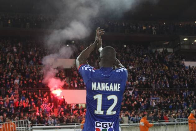 Fußball, Frankreich, Racing Straßburg ist Ligue 2 Meister Racing Strasbourg Champions Ligue 2 FOOTBALL : Strasbourg vs Bourg En Bresse - Ligue 2 - 19 05 2017 ElyxandroCegarra Panoramic 