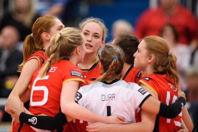 19.05.2017, Sporthalle Berg Fidel, Muenster Volleyball, Länderspiel Laenderspiel, Deutschland vs. Ungarn Berit Kauffeldt ( 8 GER), Jennifer Geerties ( 6 GER), Louisa Lippmann ( 11 GER), Lenka Dürr Duerr ( 1 GER), Irina Kemmsies ( 2 GER), Tanja Großer Grosser ( 19 GER)