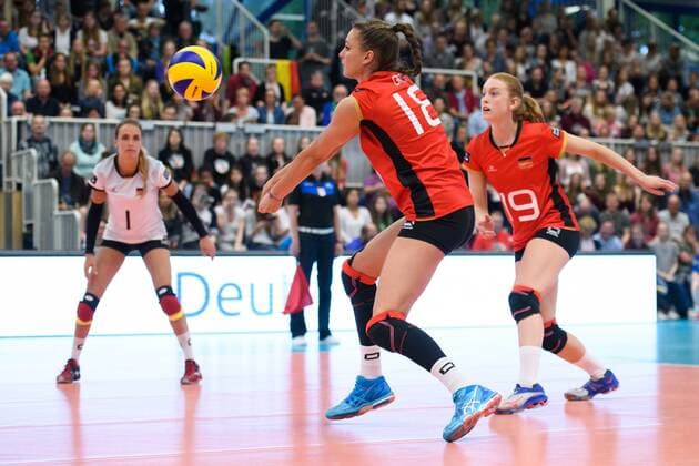 19.05.2017, Sporthalle Berg Fidel, Muenster Volleyball, Länderspiel Laenderspiel, Deutschland vs. Ungarn Annahme Dora Grozer ( 18 GER)