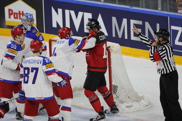 IIHF WM 2017, Kanada - Russland, 20.05.2017 Andrei Vasilevsky (Russland, 88); Vadim Shipachyov (Russland, 87); IIHF WM 2017, Kanada - Russland am 20.05.2017 in der Lanxess-Arena in Koeln (Deutschland). xadx