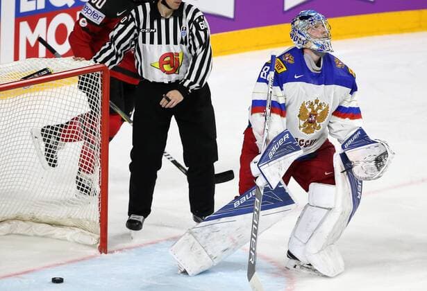 COLOGNE, GERMANY - MAY 20, 2017: Russia s goaltender Andrei Vasilevsky reacts after conceding a goal to Canada in their 2017 IIHF Ice hockey Eishockey World Championship WM Weltmeisterschaft semifinal match at Lanxess Arena; Canada won 4-2. Anton Novoderezhkin TASS  TS04F71D