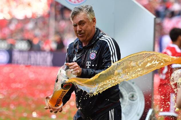 20.05.2017, xmhx, Fussball 1.Bundesliga, FC Bayern Muenchen - SC Freiburg, emspor, v.l. Carlo Ancelotti (Trainer FC Bayern München) Bierdusche Muenchen