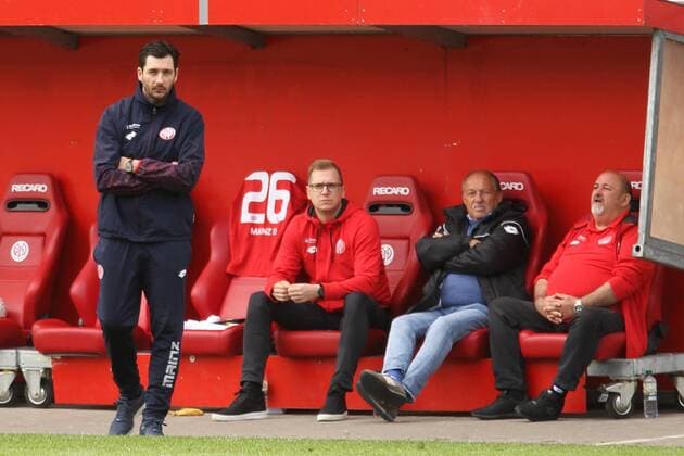 SANDRO SCHWARZ, ANDRE HECHELMANN, MANFRED LORENZ, HELMUT MAYER MAINZ 05 II-FORTUNA KOELN 3. LIGA MAINZ 
